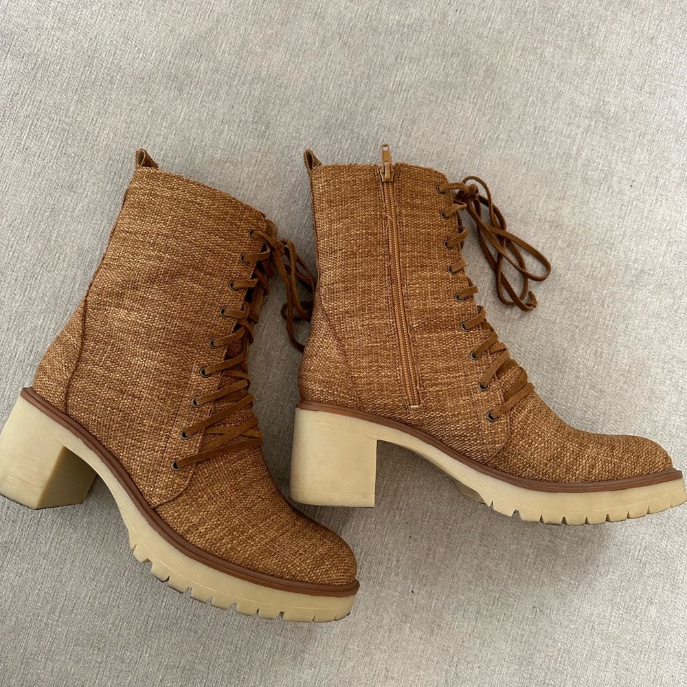 Lug Boots 8.5